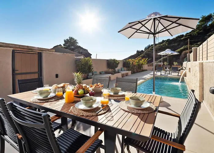 Sofimar By The Villa