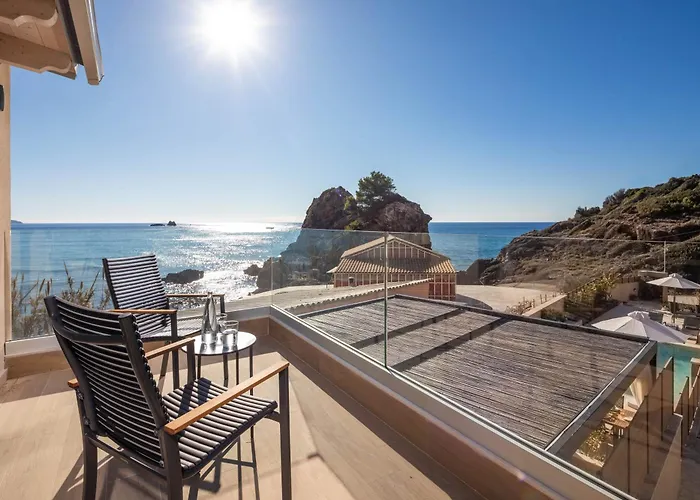 别墅 Sofimar By The *